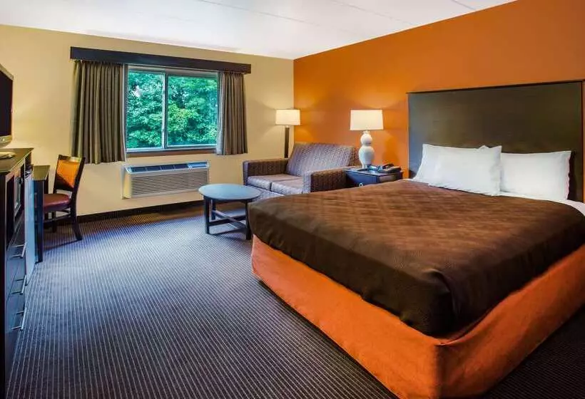 Отель Americinn By Wyndham Menomonie