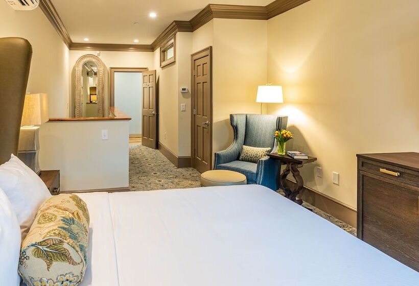 Hotel Andrew Pinckney Inn