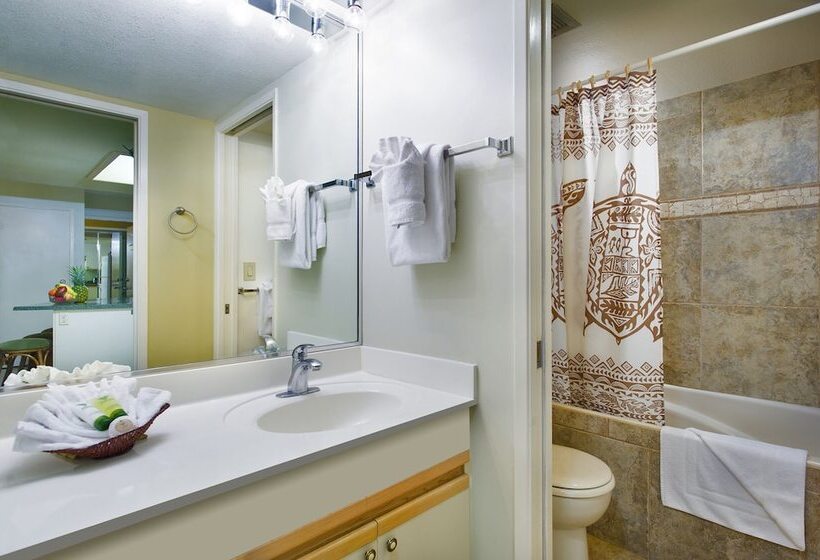 Otel Aston At The Maui Banyan