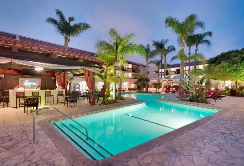 Atrium Hotel Orange County