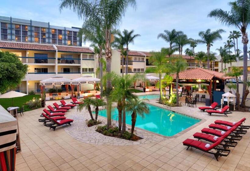 Atrium Hotel Orange County