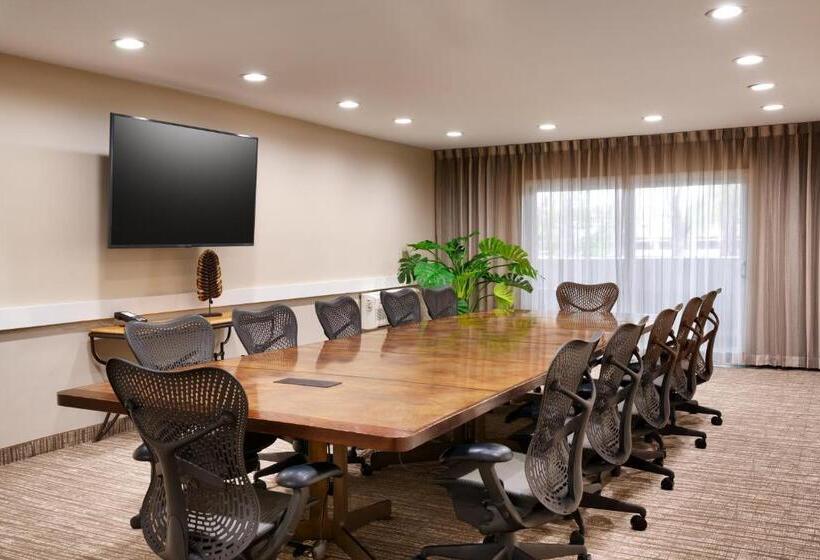 Atrium Hotel Orange County