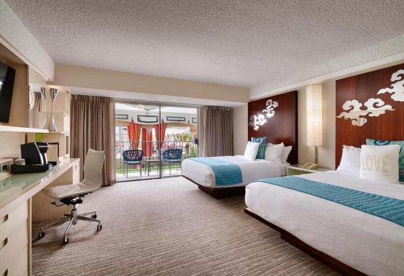 Atrium Hotel Orange County