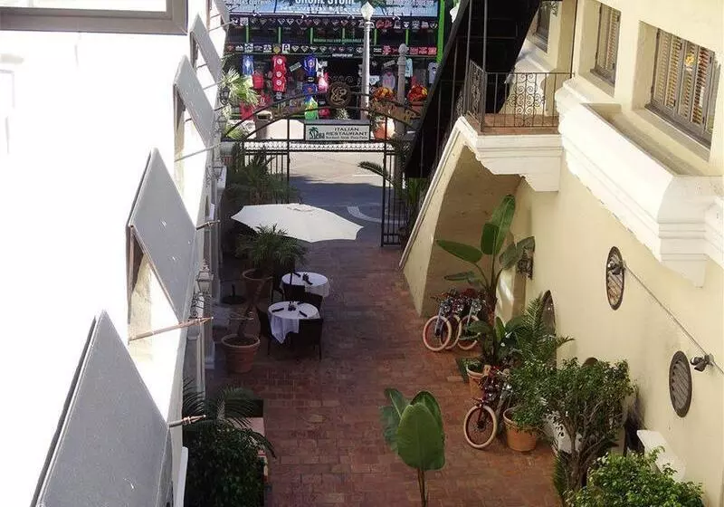 호텔 Balboa Inn, On The Beach At Newport