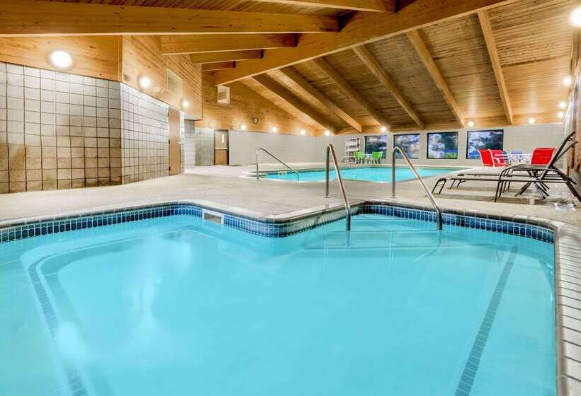 Отель Baymont By Wyndham Marshalltown