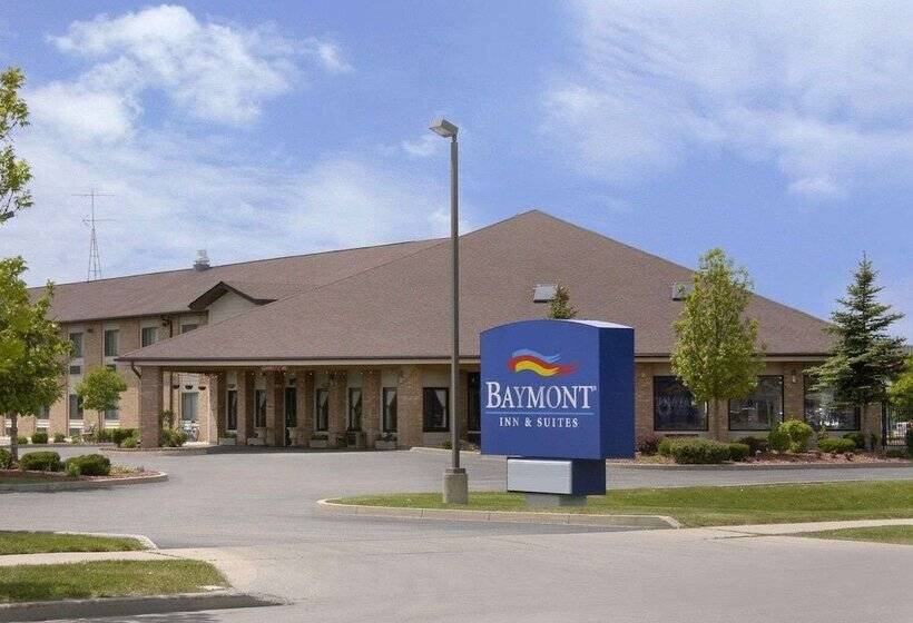فندق Baymont By Wyndham Whitewater