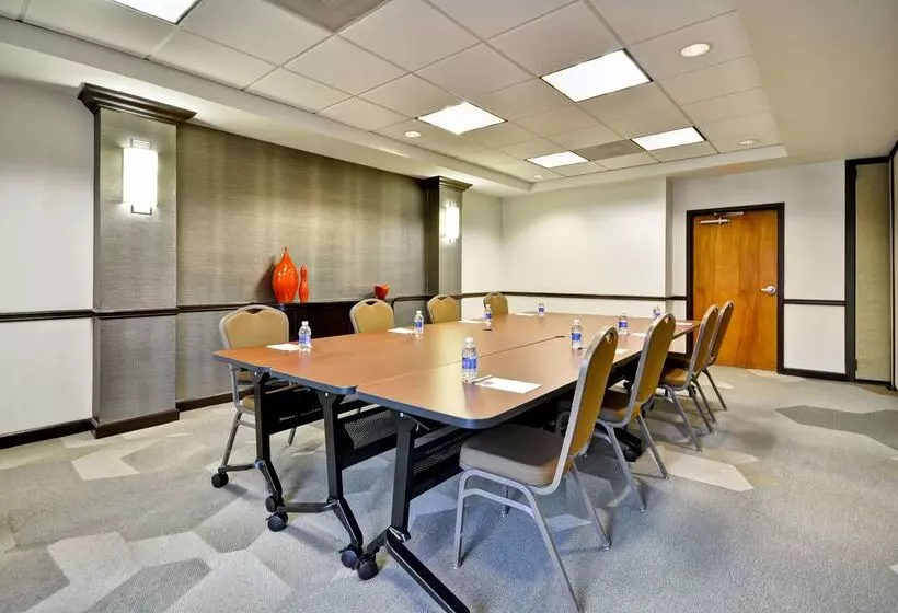 בית מלון כפרי Hyatt Place Tampa Airport/westshore