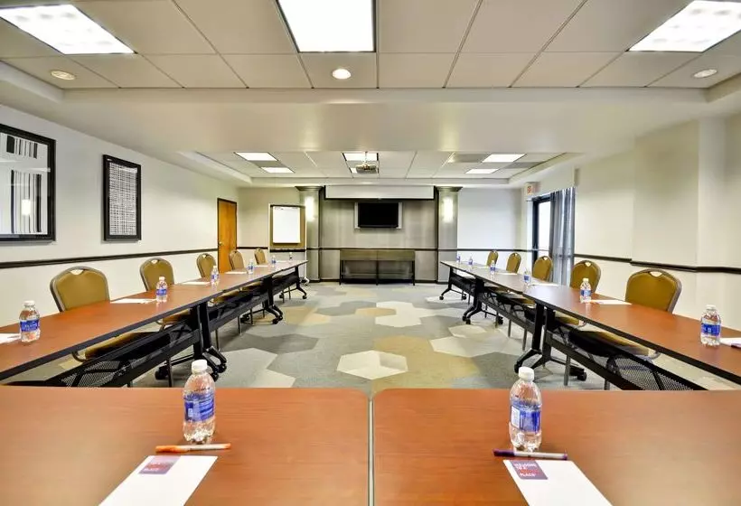 בית מלון כפרי Hyatt Place Tampa Airport/westshore