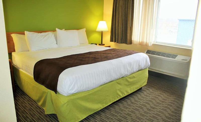 Hotel Wave At Rehoboth Beach