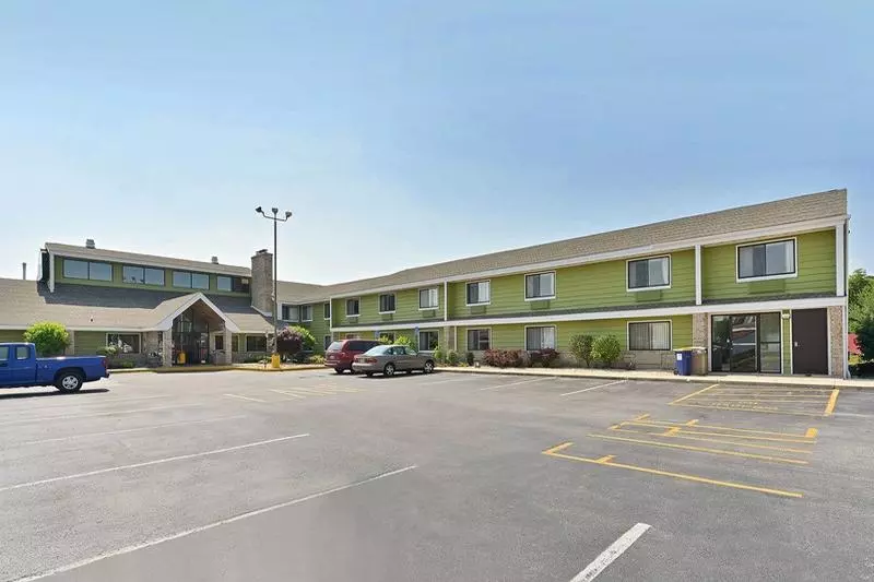 هتل Wave At Rehoboth Beach