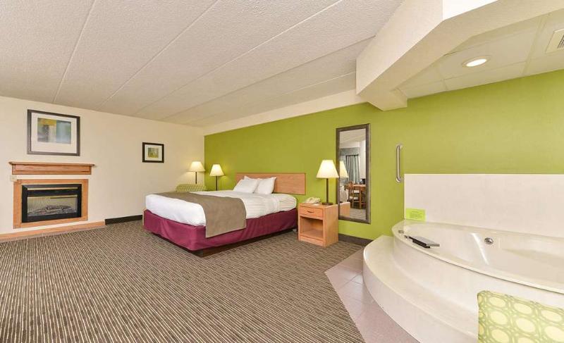 Hotel Wave At Rehoboth Beach