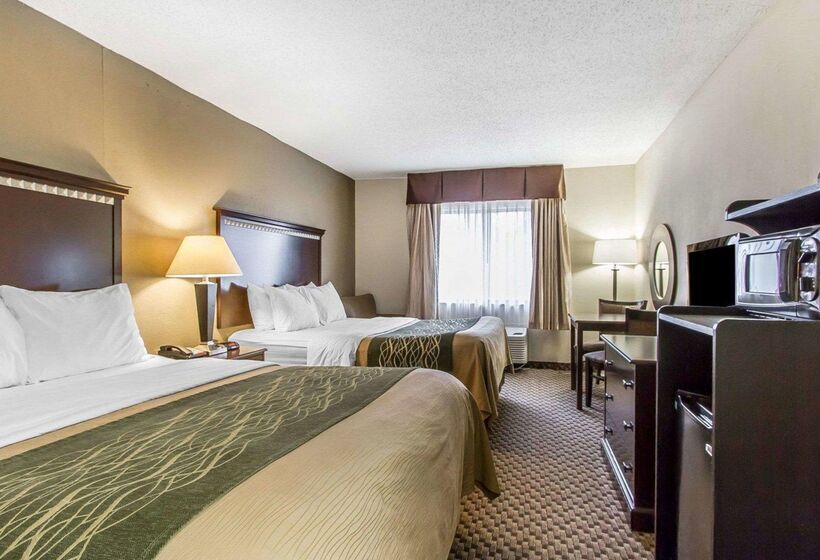 בית מלון כפרי Quality Inn Macomb Near University Area