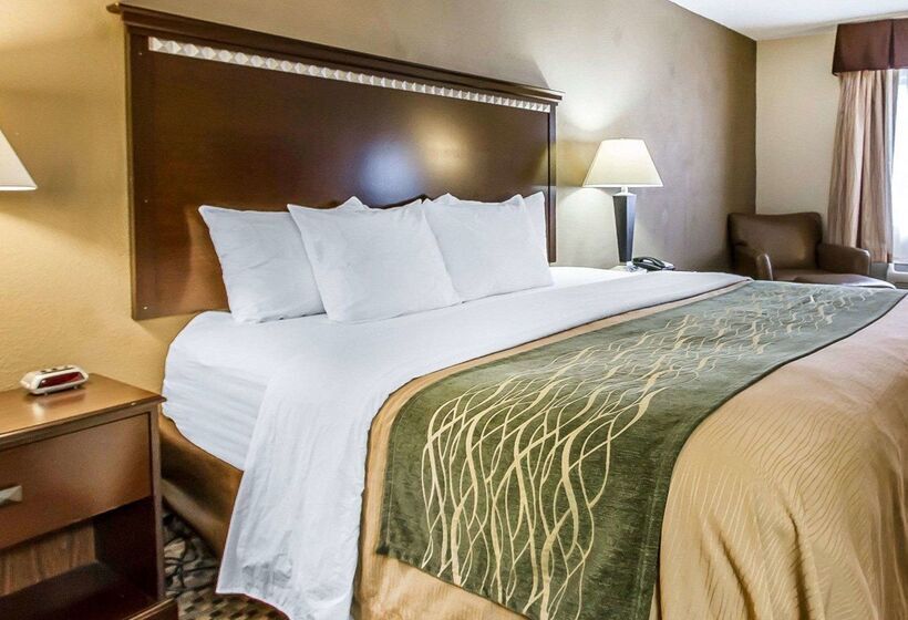 בית מלון כפרי Quality Inn Macomb Near University Area
