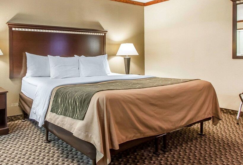 בית מלון כפרי Quality Inn Macomb Near University Area