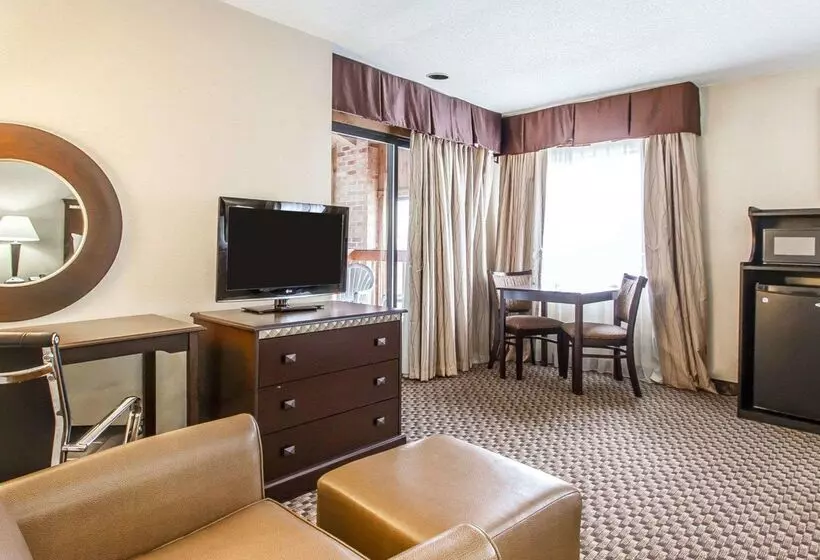 ホテル Quality Inn Macomb Near University Area