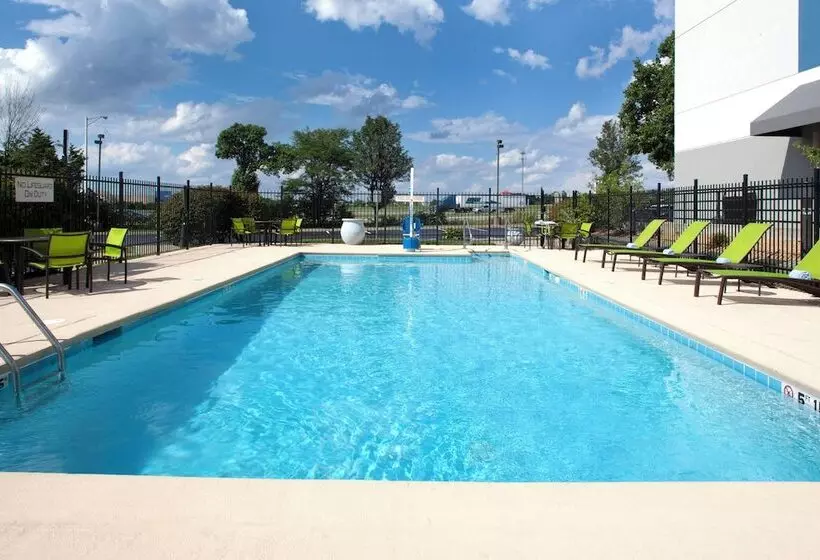 호텔 Springhill Suites Cincinnati North Forest Park