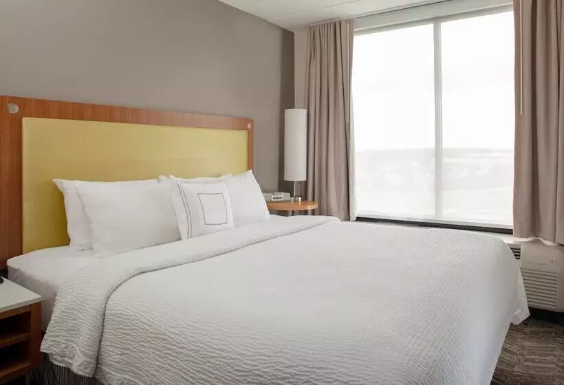 호텔 Springhill Suites Cincinnati North Forest Park