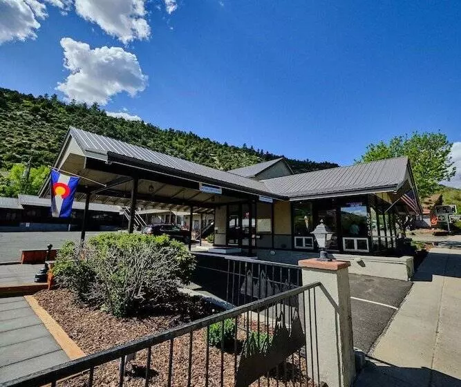 Мотель Adventure Inn Durango