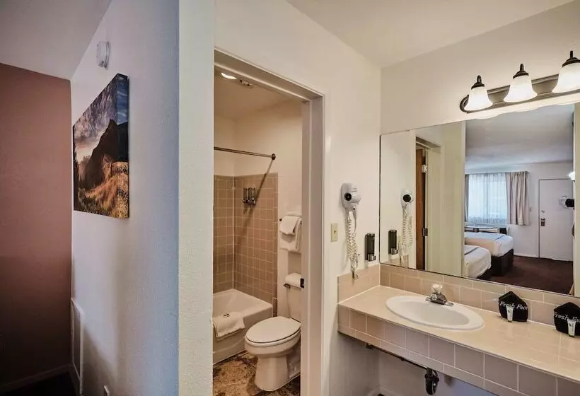 Мотель Adventure Inn Durango