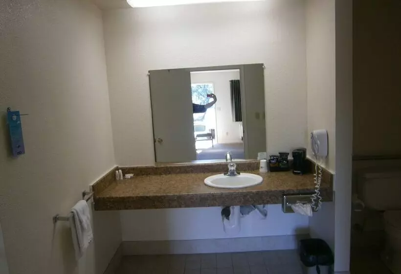 汽车旅馆  Travelodge By Wyndham Angels Camp Ca