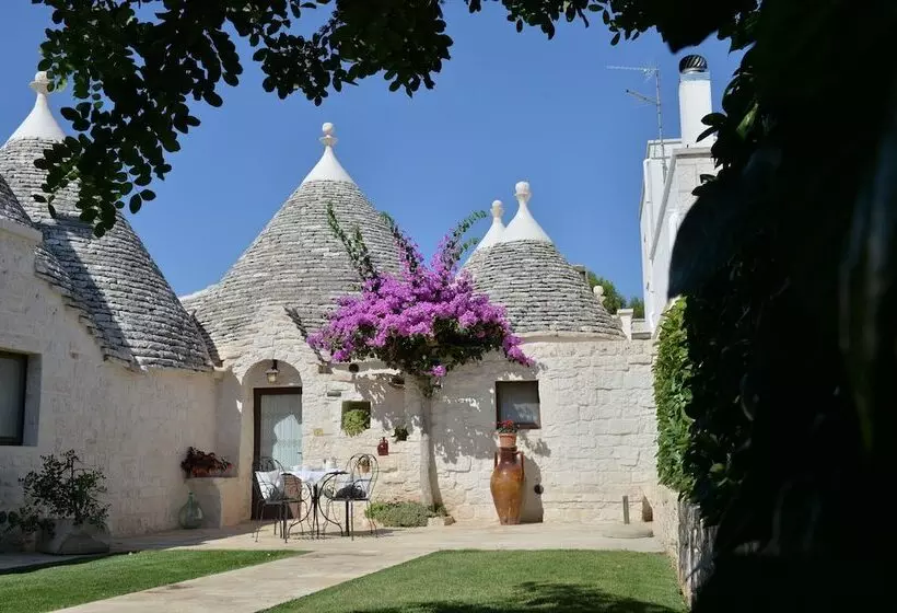 تختخواب و صبحانه I Trulli Del Nonno Michele