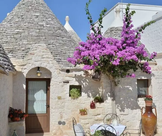 تختخواب و صبحانه I Trulli Del Nonno Michele