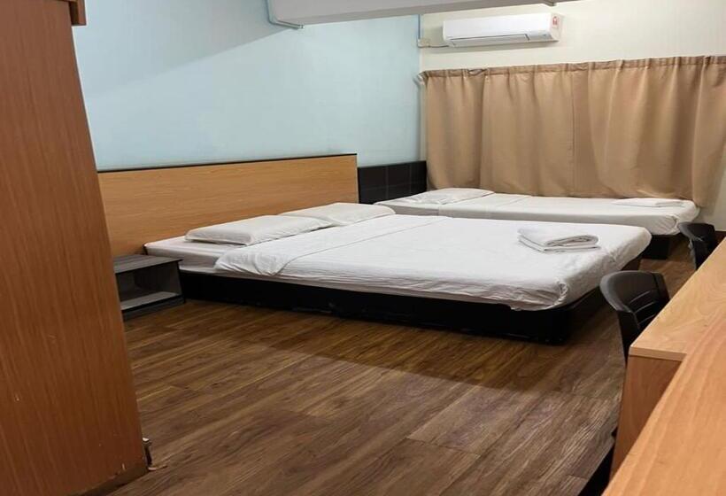 ホテル 75 Temerloh