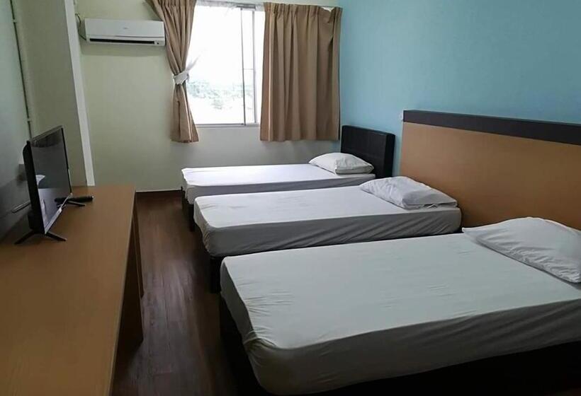 ホテル 75 Temerloh