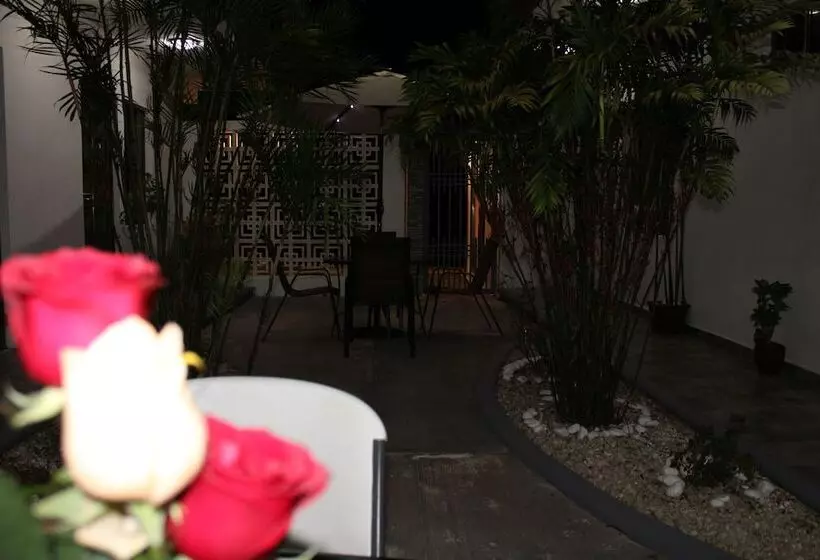 ホテル Casa Zazil