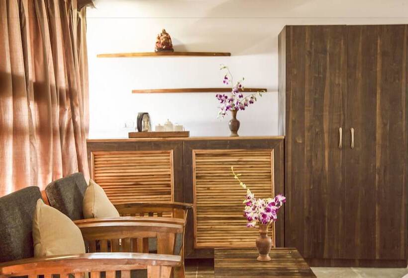 酒店 Mariposa Beach Grove