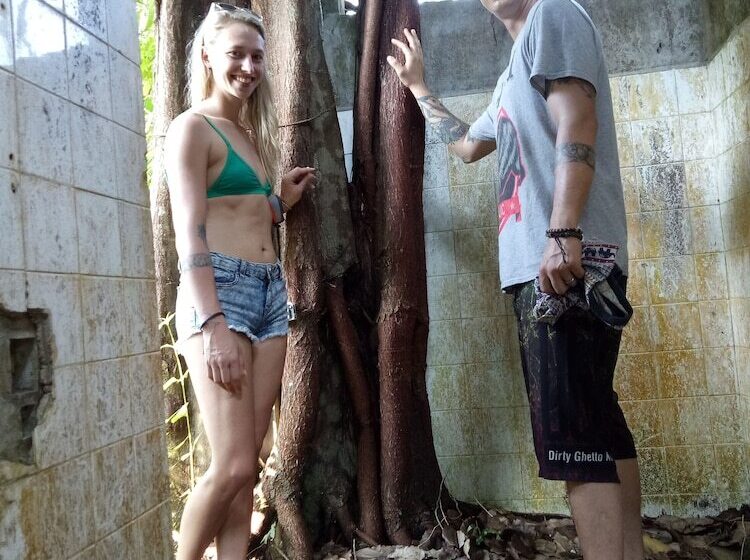 Koh Rong Love Resort   Hostel