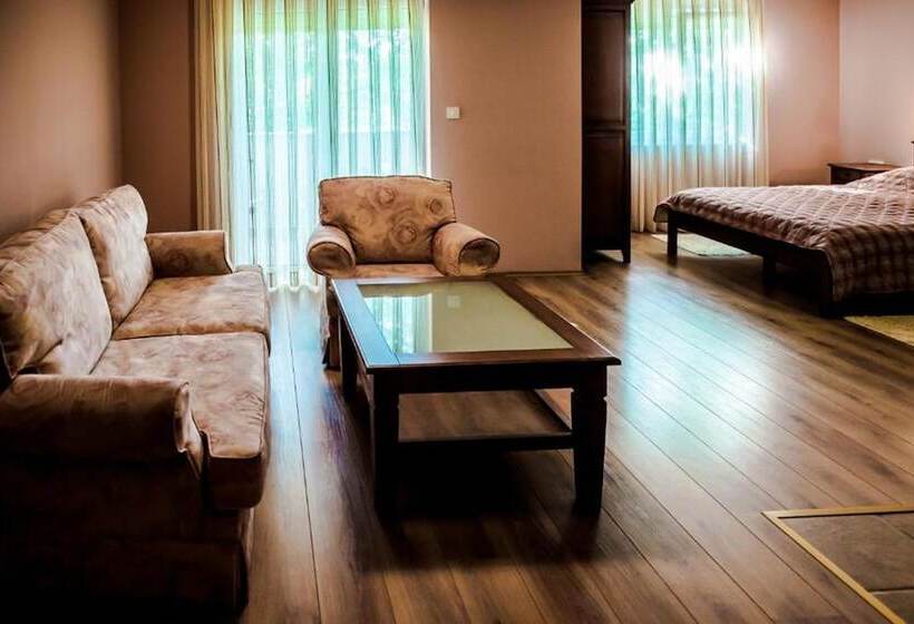 پانسیون Motel Monako