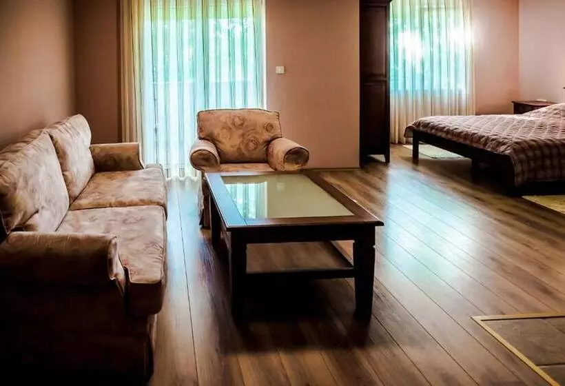 پانسیون Motel Monako