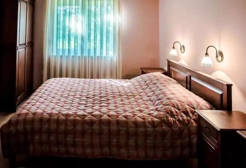 پانسیون Motel Monako