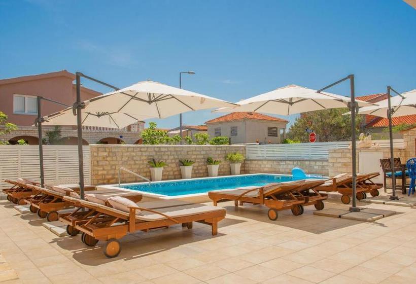 Villa Karmen Poolhouse