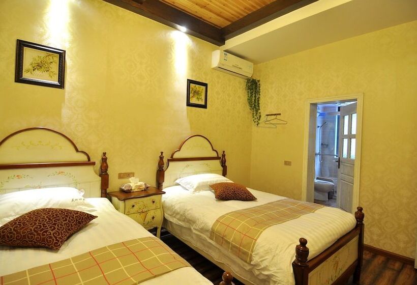 Wuzhen Chenhui Impression Theme Inn