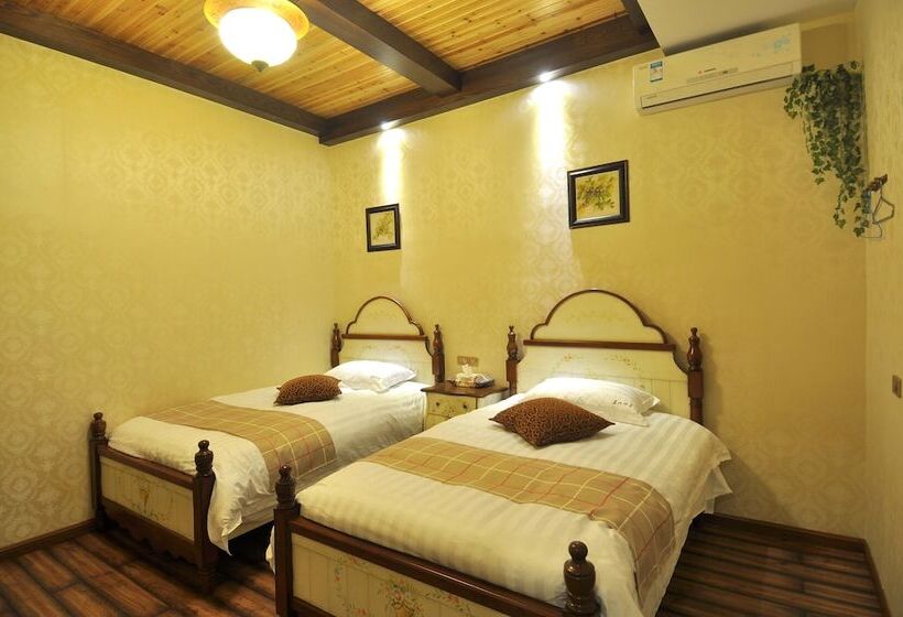 Wuzhen Chenhui Impression Theme Inn