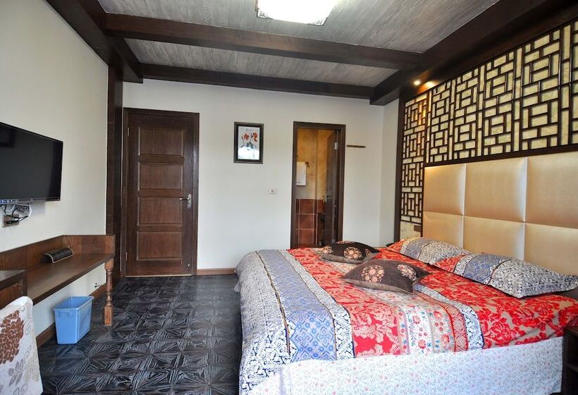 Wuzhen Chenhui Impression Theme Inn