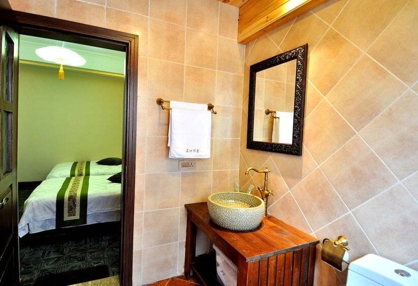 Wuzhen Chenhui Impression Theme Inn