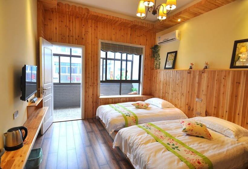 Wuzhen Chenhui Impression Theme Inn