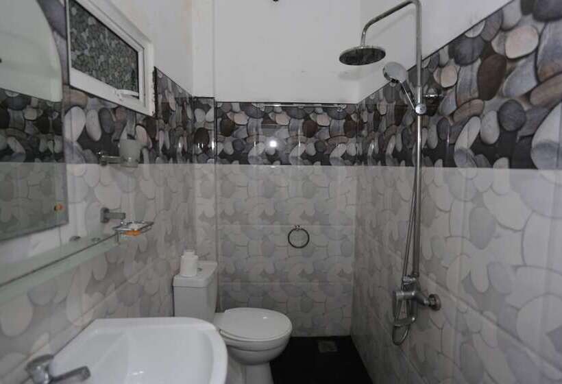 Bed and Breakfast Araliya White House