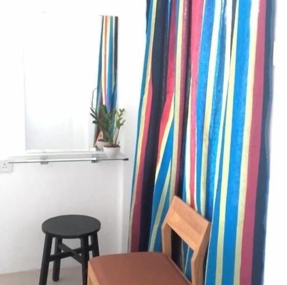 Bed and Breakfast Araliya White House