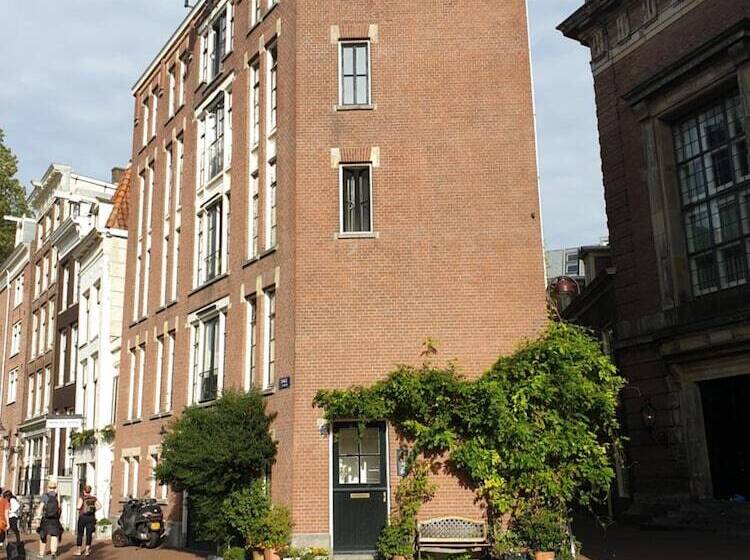 Hotel Canal View Suite