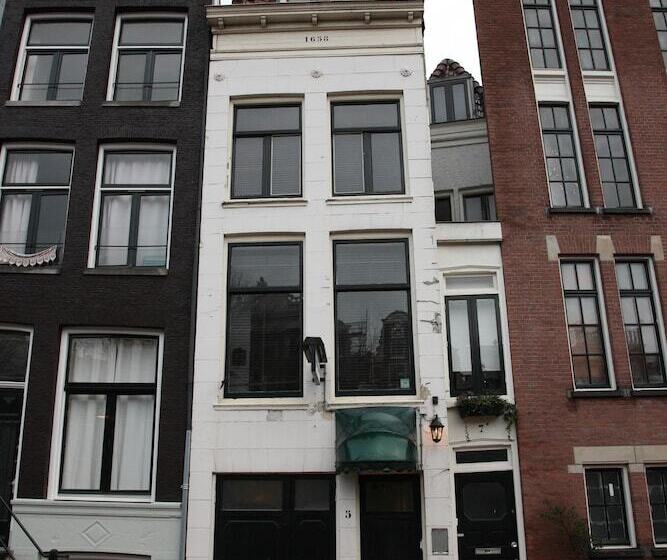 Hotel Canal View Suite