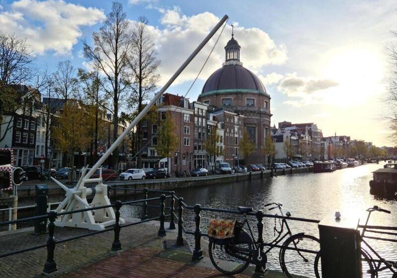 Hotel Canal View Suite