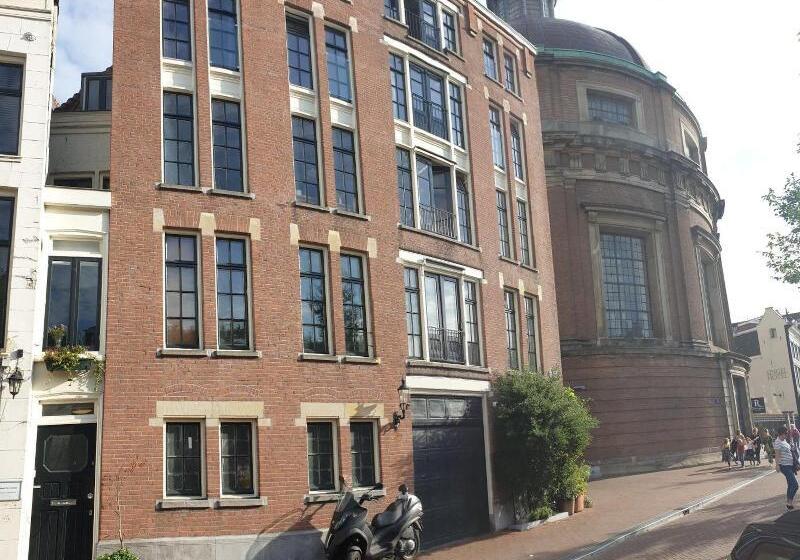 Hotel Canal View Suite