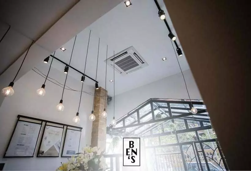 Lebou Boutique Hostel