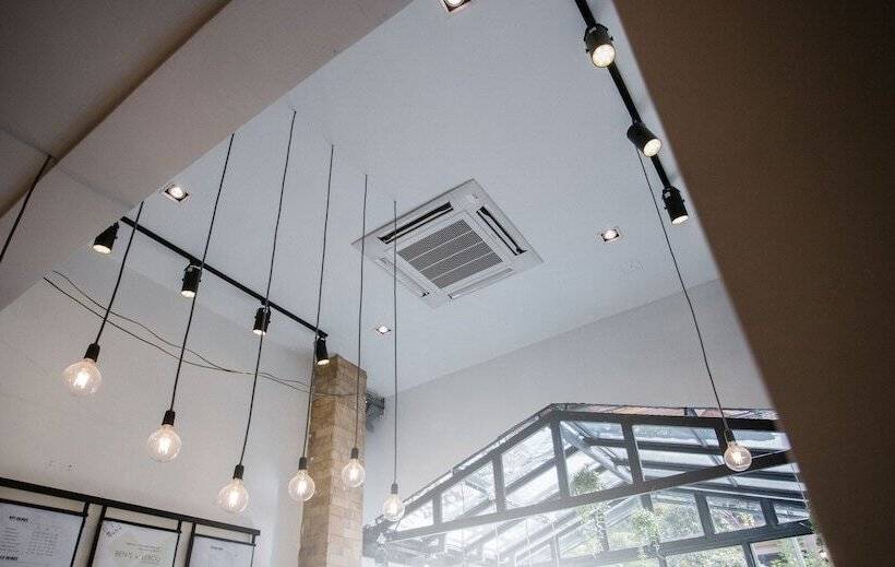 Lebou Boutique Hostel