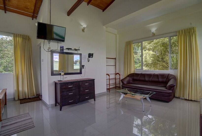 פנסיון Hanthana Holiday Rooms