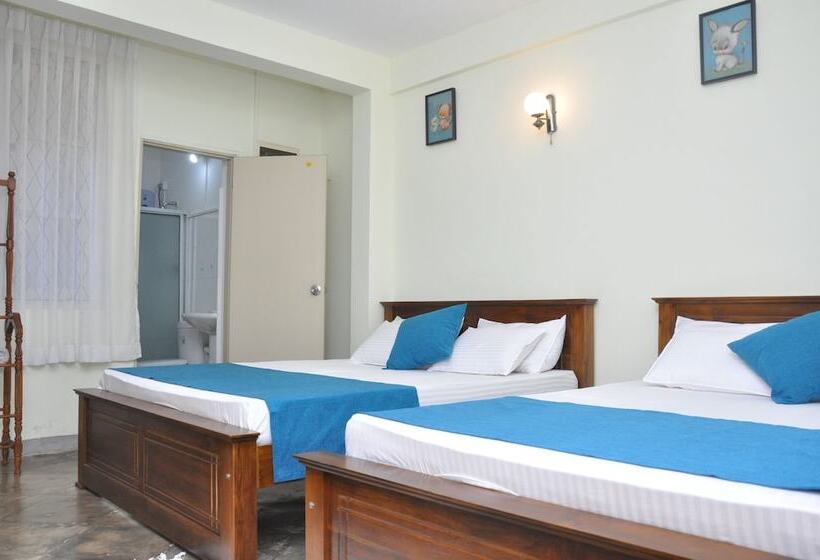 פנסיון Hanthana Holiday Rooms